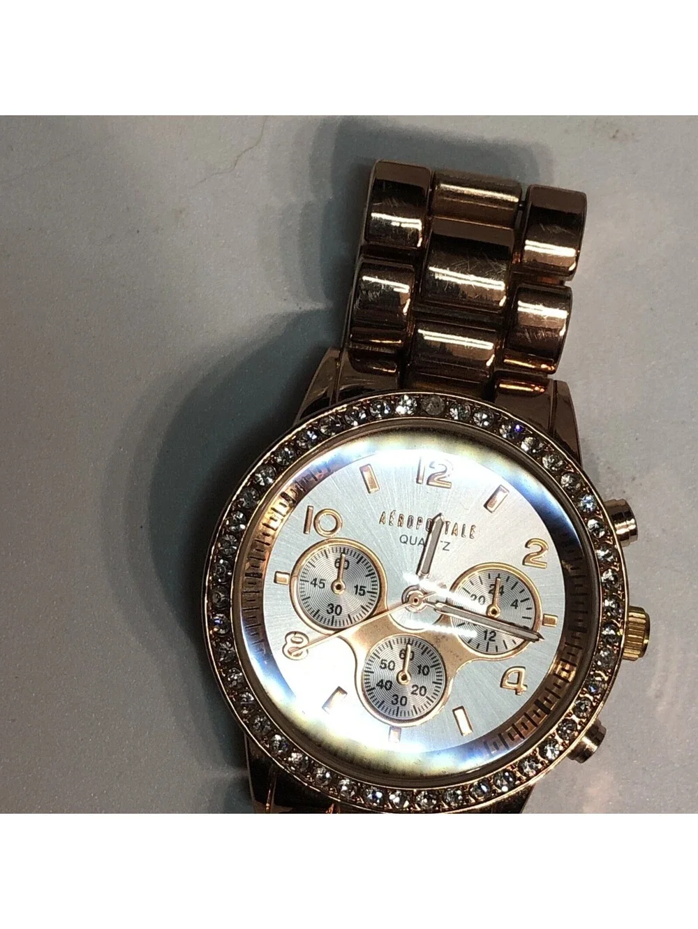 Aeropostale Rose Gold Tone Rhinestone Watch needs battery